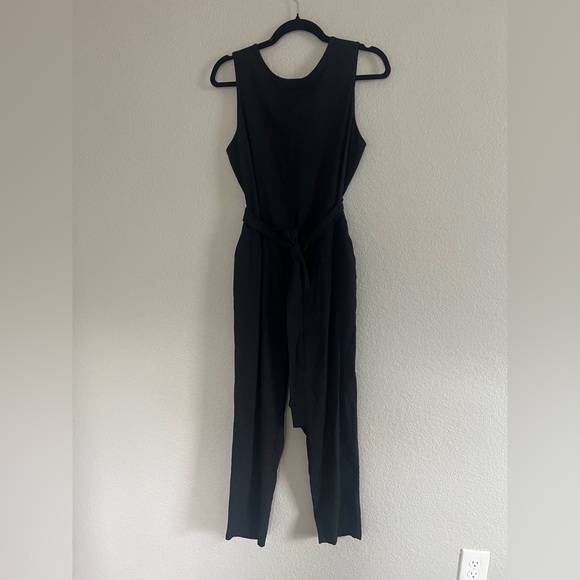 Marine Layer Eloise Belted Black  Jumpsuit . Size M - Picture 6 of 14